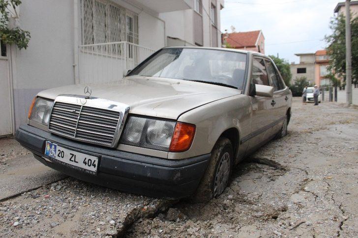Denizli’de yağış hayatı olumsuz etkiledi G3