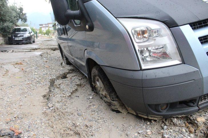 Denizli’de yağış hayatı olumsuz etkiledi G5