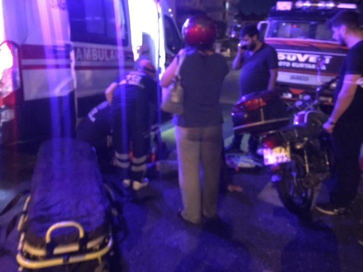 Sağanak yağış kaza getirdi: 2 yaralı G3