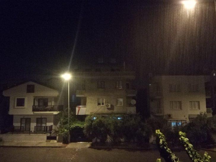 Didim’de Ağustos yağmuru etkili oldu G4