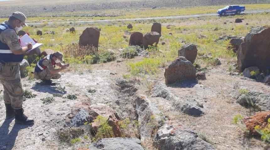 Hazine avcıları suç üstü yakalandı