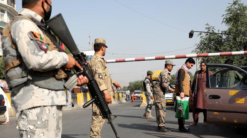 Aralarında 150 idam mahkumunun da olduğu 400 Taliban &uuml;yesi serbest bırakılacak