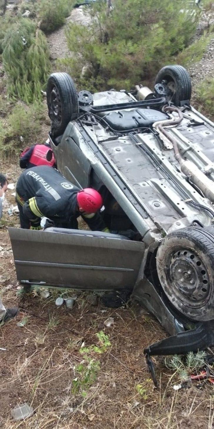 Yağmurlu hava kazaya neden oldu: 3 yaralı G2