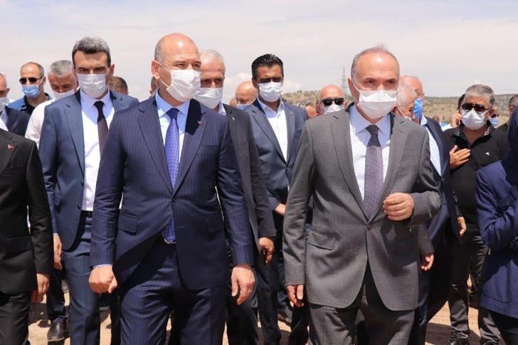 Bakan Soylu, Düzce Belediye Başkanı Faruk Özlü’yü acı gününde yalnız bırakmadı G2