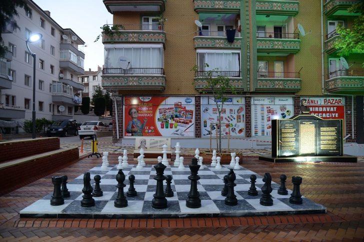 Mehmet Akif Ersoy Parkı yeni yüzüyle beğeni topluyor G4