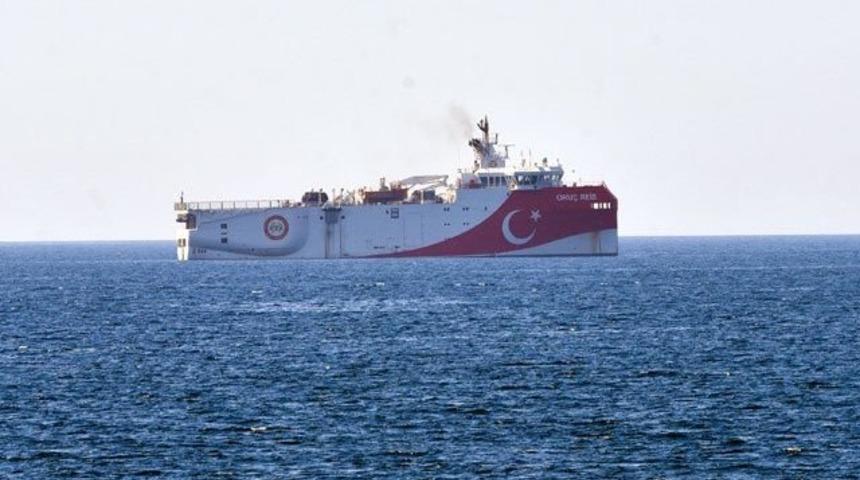 Doğu Akdeniz: Türkiye Oruç Reis gemisini bölgeye gönderdi, Yunan ordusu teyakkuza geçti