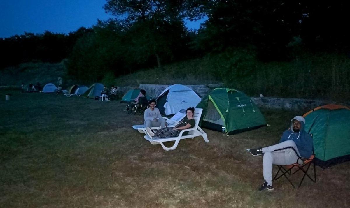 Hafta sonunu doğa i&ccedil;inde ge&ccedil;irdiler