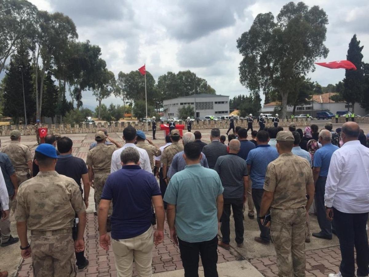 Karakol Komutanı Baş&ccedil;avuş Kaya&rsquo;nın naaşı memleketine uğurlandı