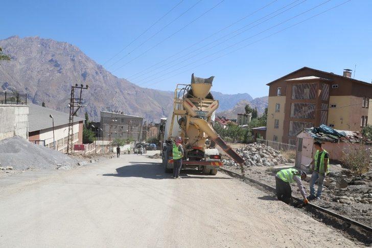 Hakkari’de yüzey sertleştirici beton uygulaması G3