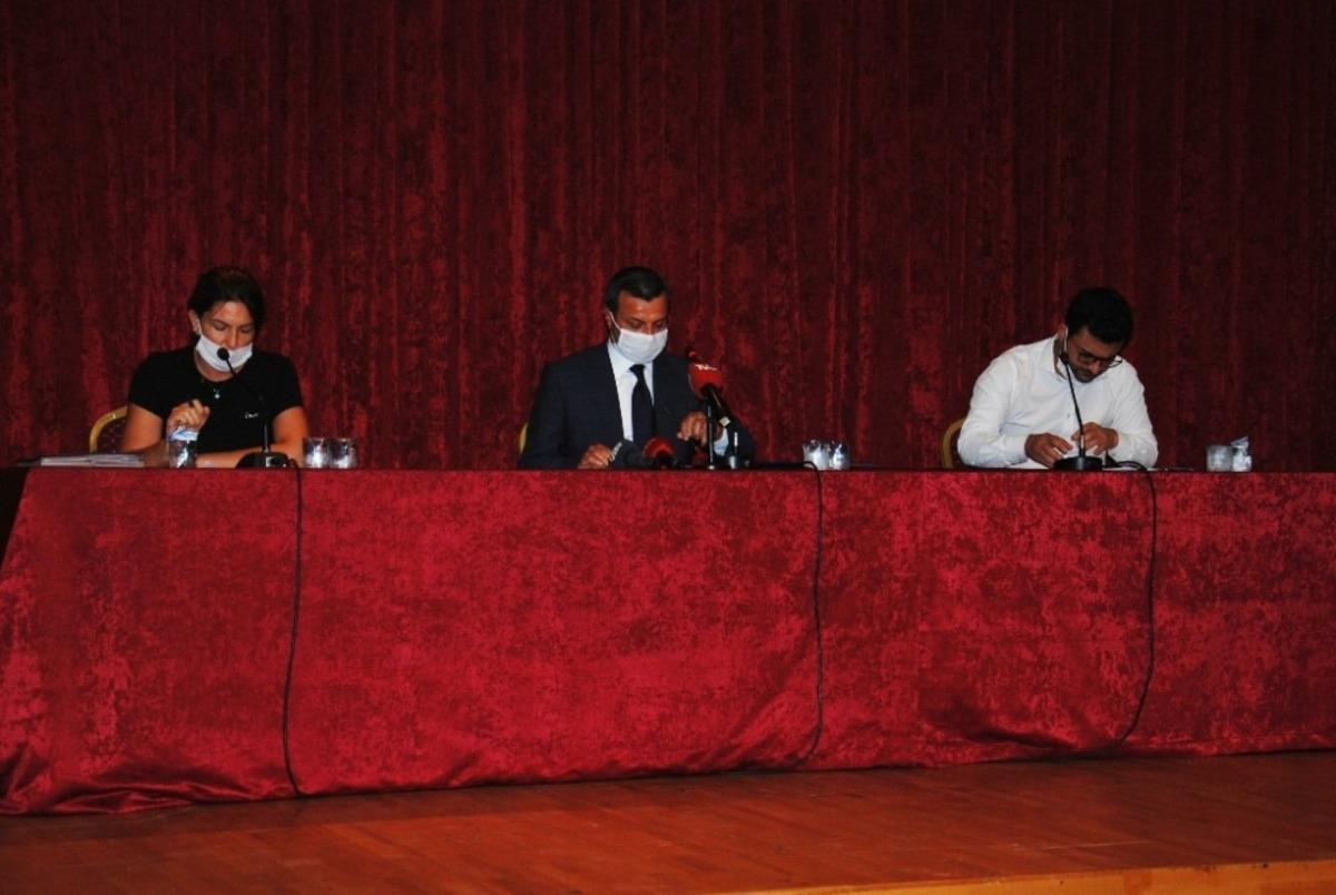 Pınar G&uuml;ltekin adı Y&uuml;reğir&rsquo;de yaşayacak