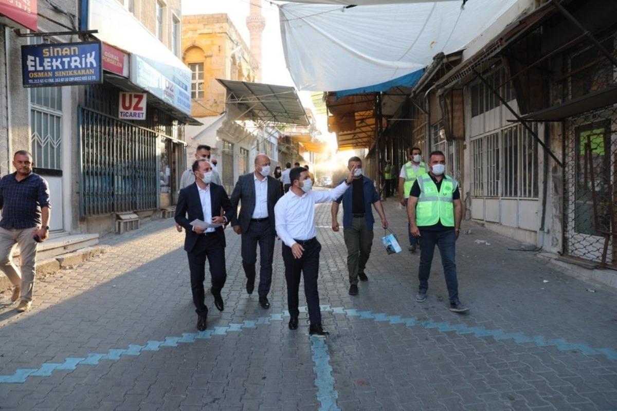 Fişek&ccedil;i sokakta &ccedil;alışmalar başladı