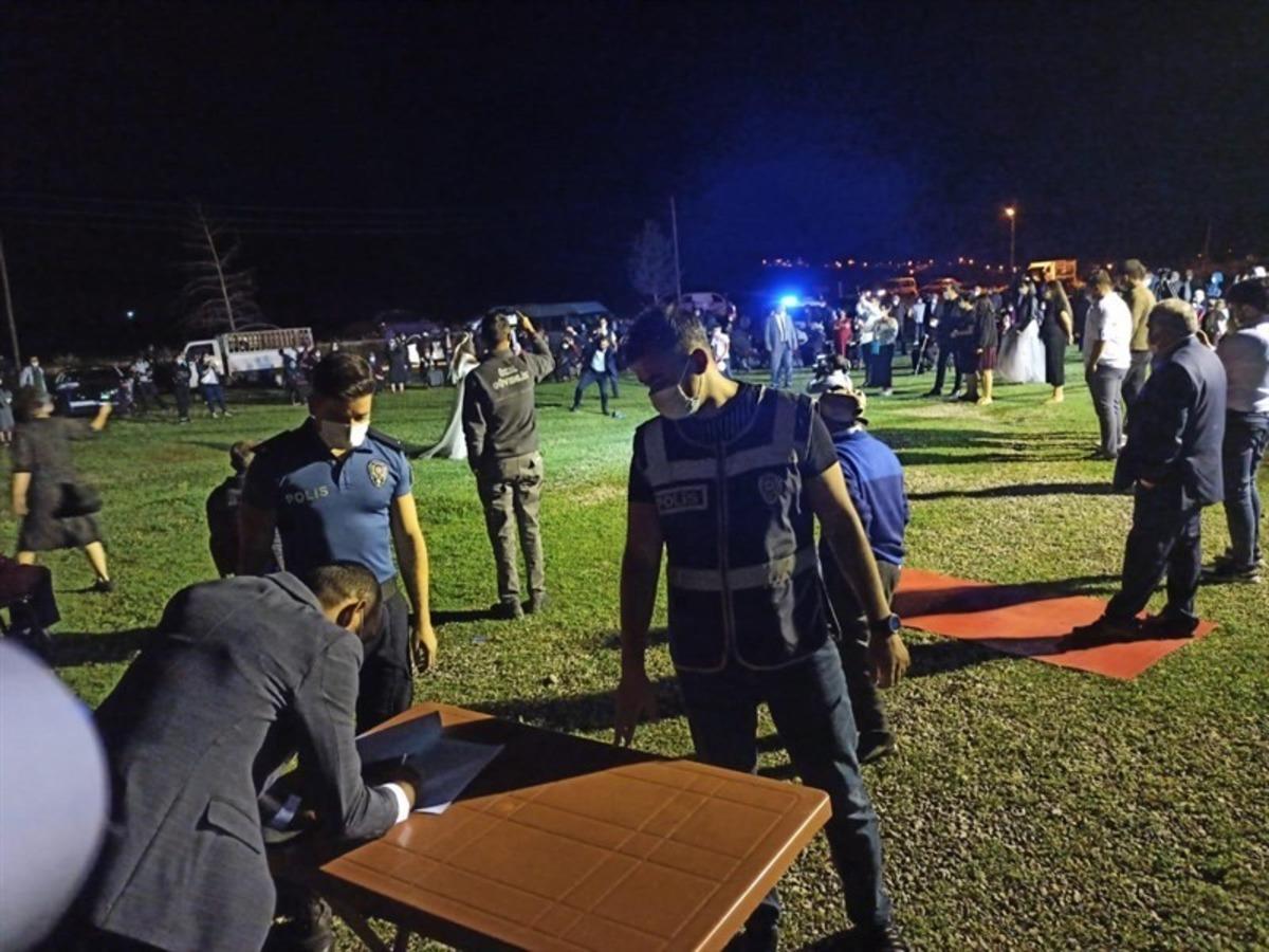 Ardahan&rsquo;da d&uuml;ğ&uuml;n organizasyonlarında maske, mesafe ve hijyen kuralları denetlendi