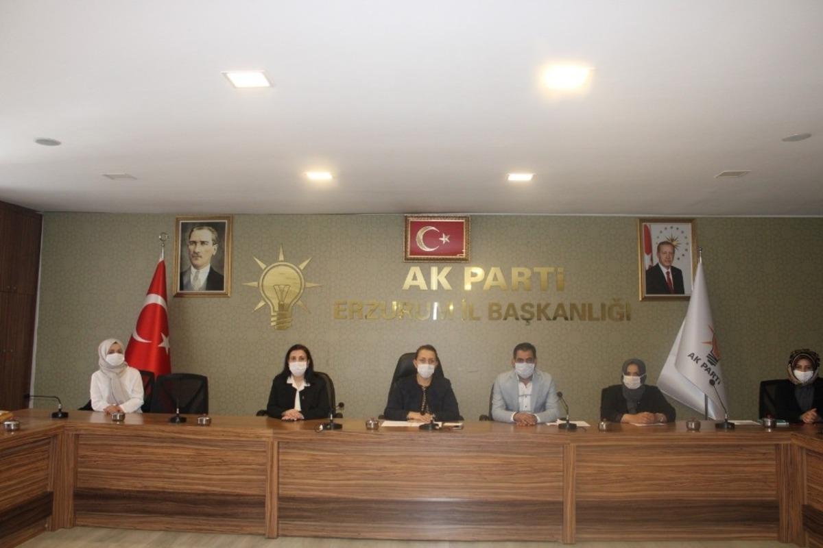 Ak Partili Kadınlar su&ccedil; duyurusunda bulundu