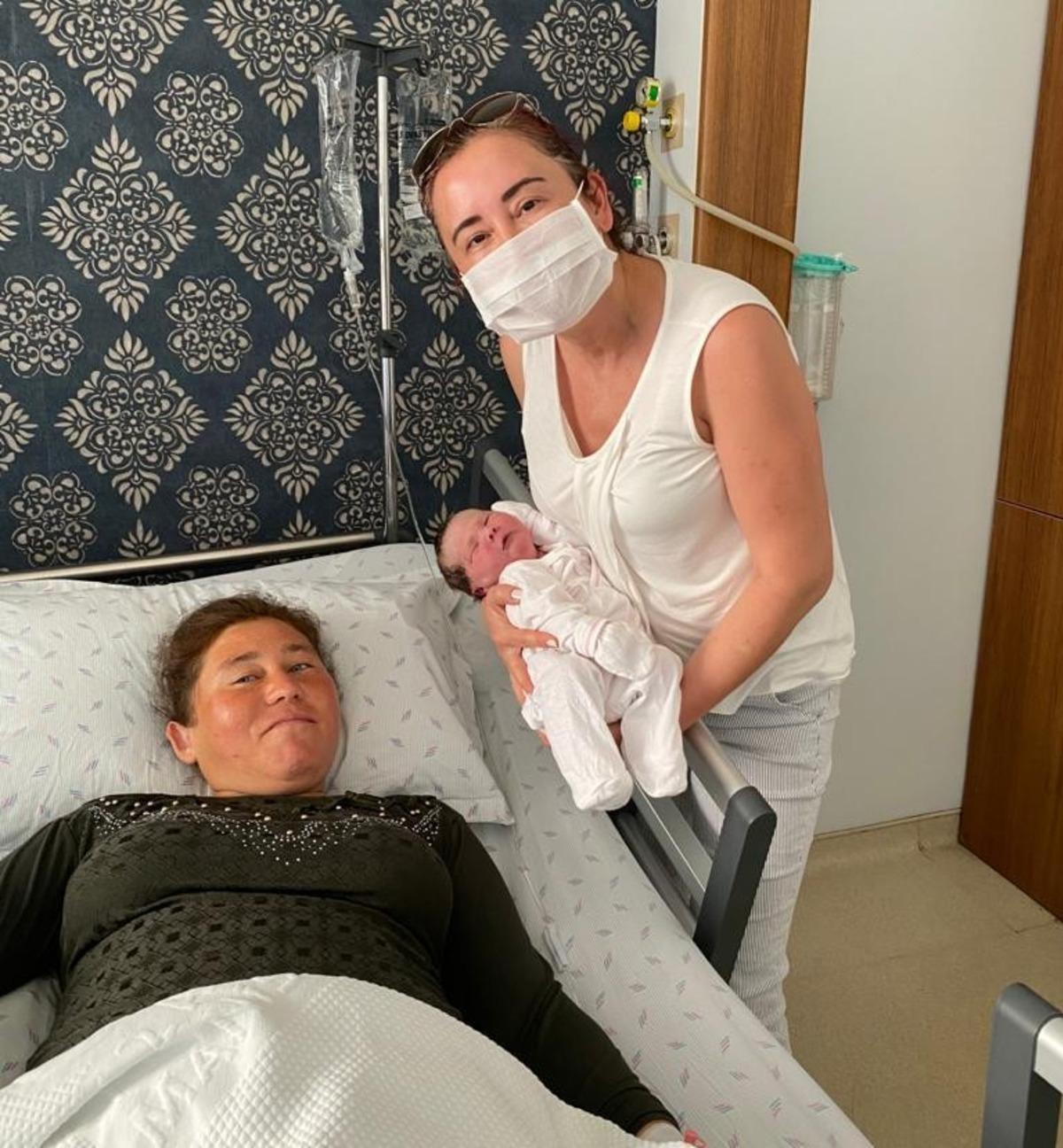 15 yıllık &ccedil;ocuk hasreti Salihli&rsquo;de son buldu