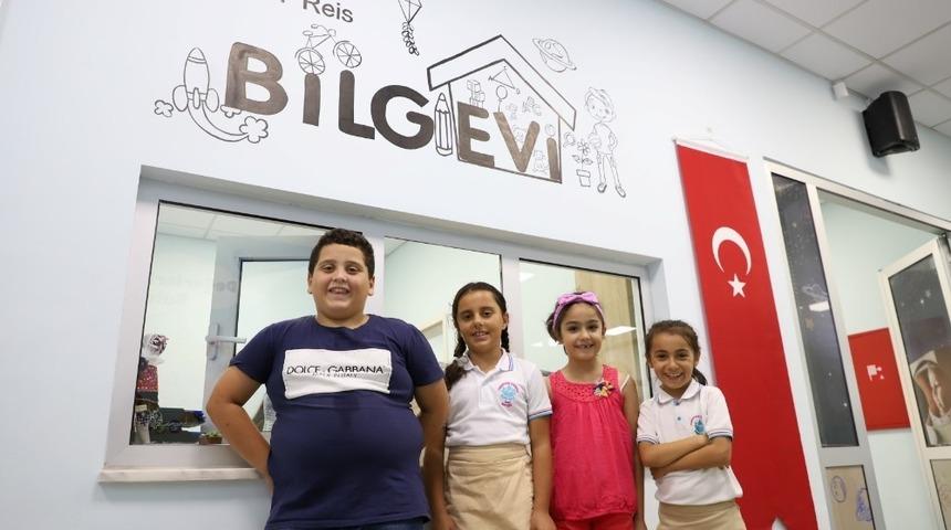 Bilgievi &ouml;ğrencileri LGS&rsquo;deki başarılarıyla g&ouml;z doldurdu