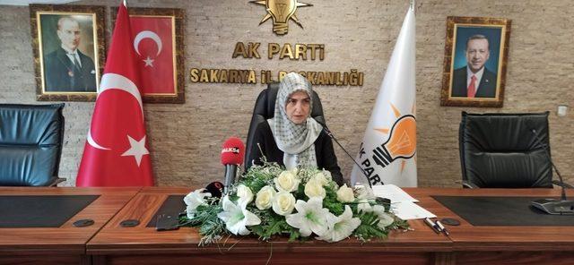 AK Partili kadınlardan 81 il, 922 ilçede Abdurrahman Dilipak hakkında suç duyurusu