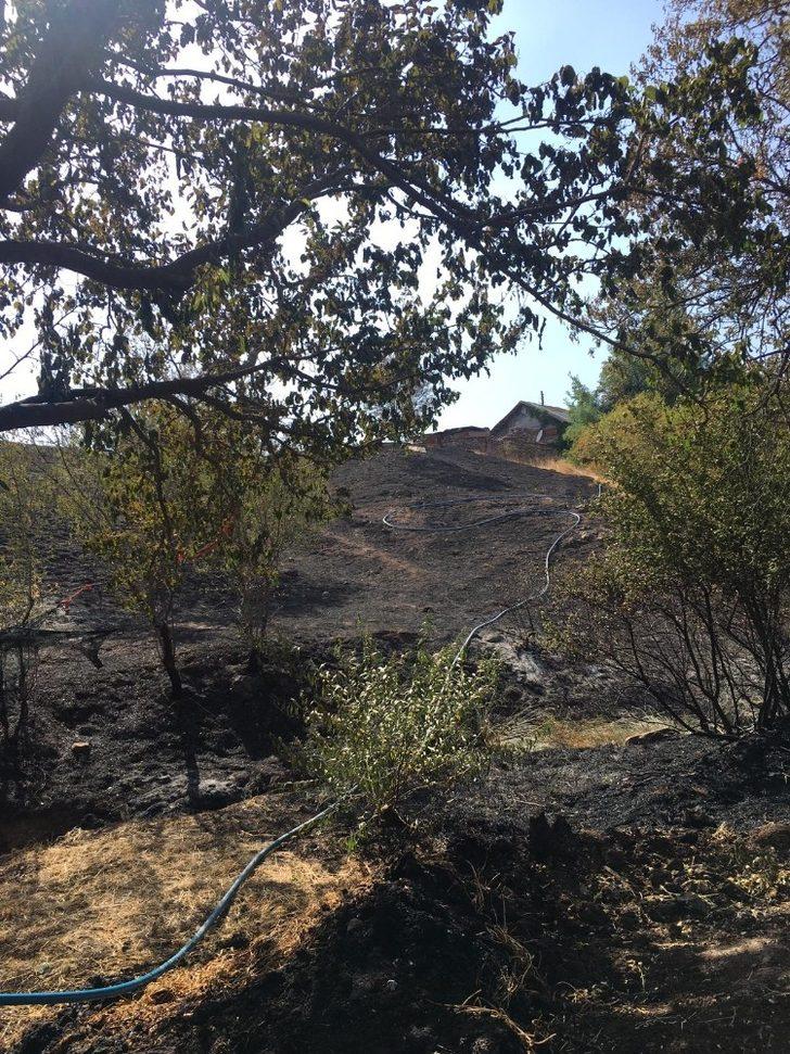 Elazığ’da ki bahçe yangını korkuttu G4
