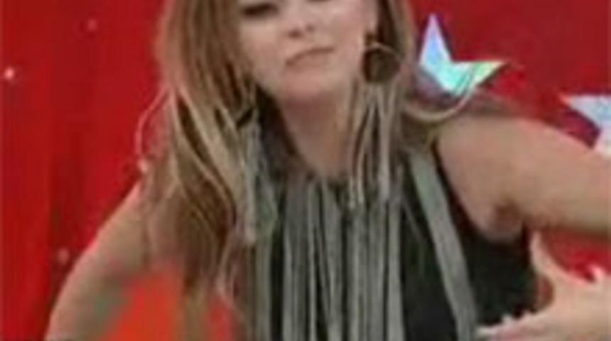 Nez, Nihat'ı Taklit Etti