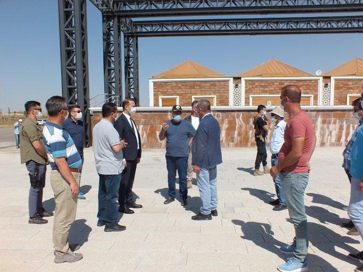 Muş Valisi Gündüzöz, Malazgirt Meydan Muharebesi Tarihi Milli Parkı’nda incelemelerde bulundu G4