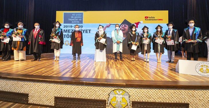 Selçuk Üniversitesi 45. yıl mezunlarını verdi G3