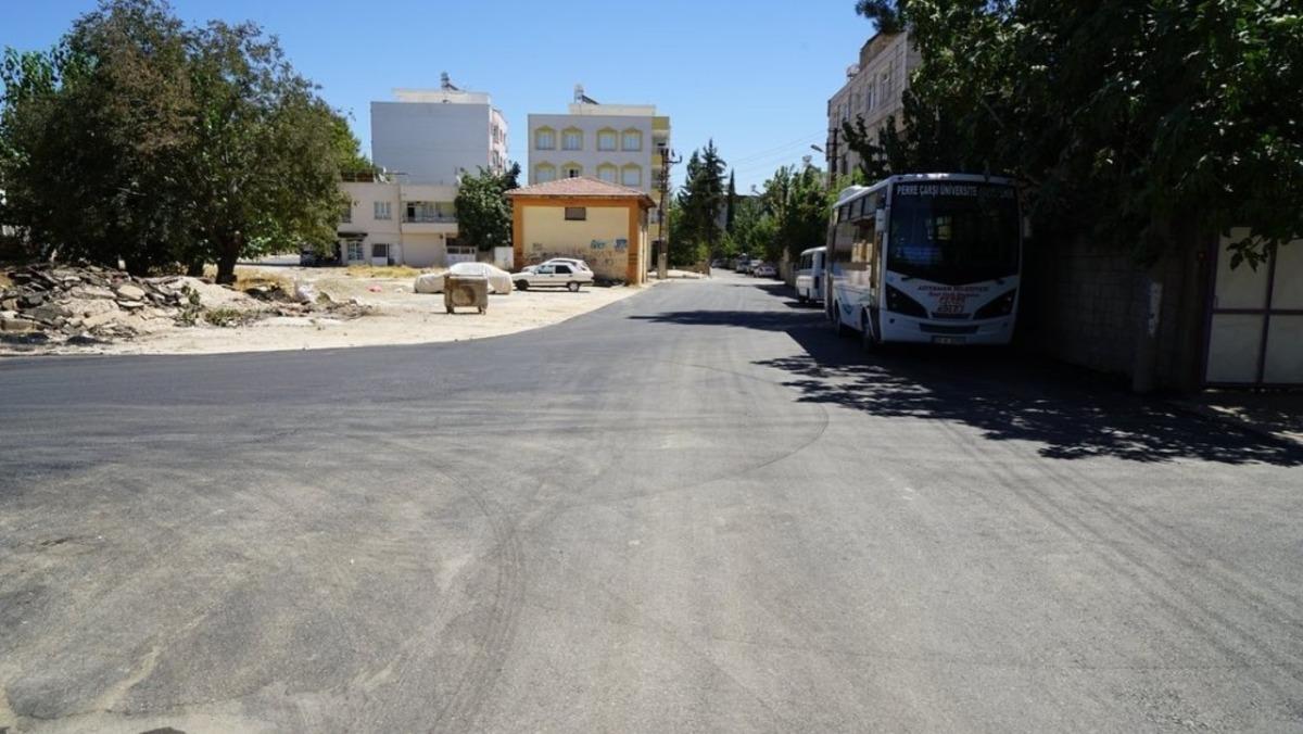 Mehmet Akif Mahallesinde asfalt &ccedil;alışması