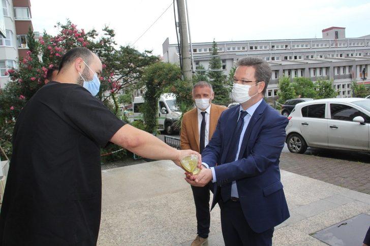 Vali Ünlü, Covıd-19 denetimini sürdürüyor G3