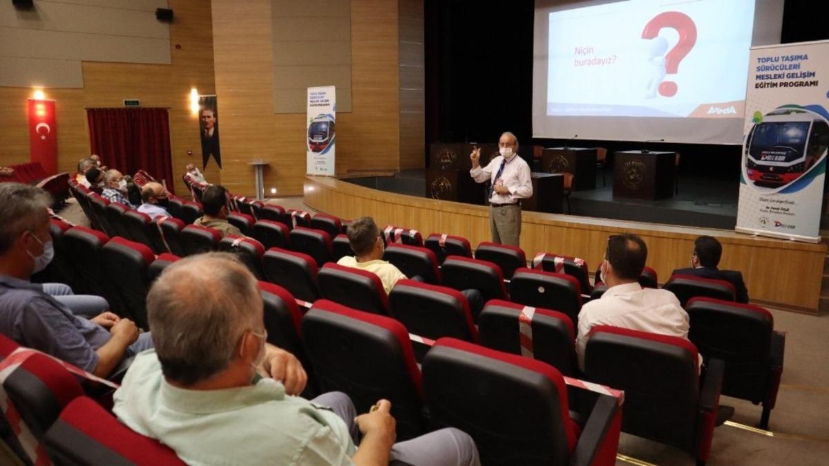D&uuml;zce&rsquo;de sistemleri yenilen toplu taşıma ara&ccedil;ları s&uuml;r&uuml;c&uuml;lerine eğitim