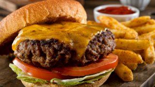 Evde hamburger tarifi: Bu pratik tarife bayılacaksınız!