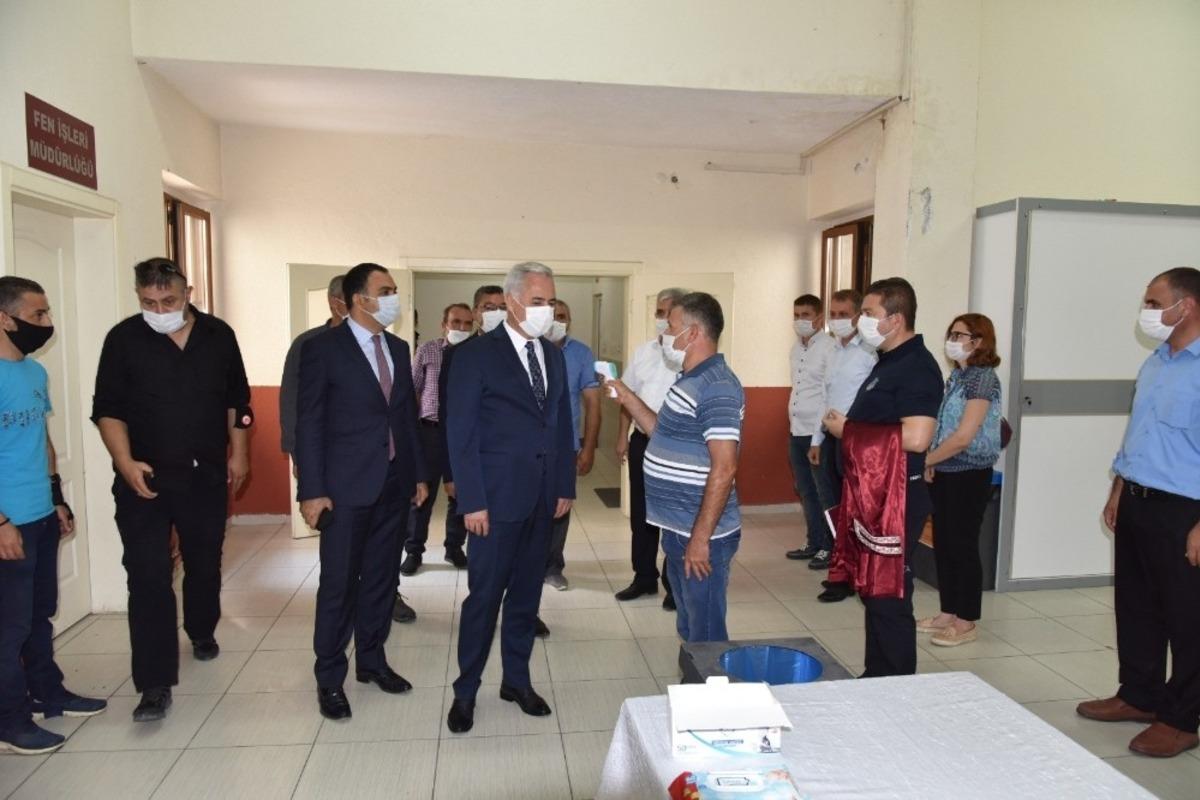 Isparta&rsquo;da 2 bin kişilik ekiple korona vir&uuml;s denetimi
