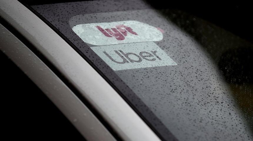 ABD&rsquo;de mahkeme kararı: Uber ve Lyft s&uuml;r&uuml;c&uuml;leri kadrolu &ccedil;alışandır