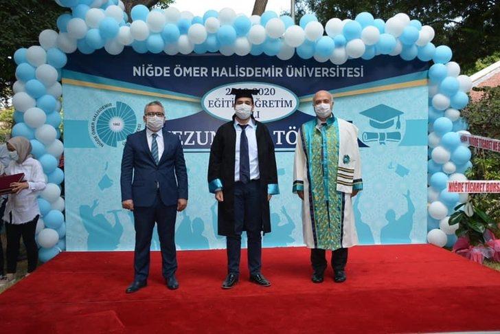 Niğde Ömer Halisdemir Üniversitesi’nden 3 bin 166 öğrenci mezun oldu G1
