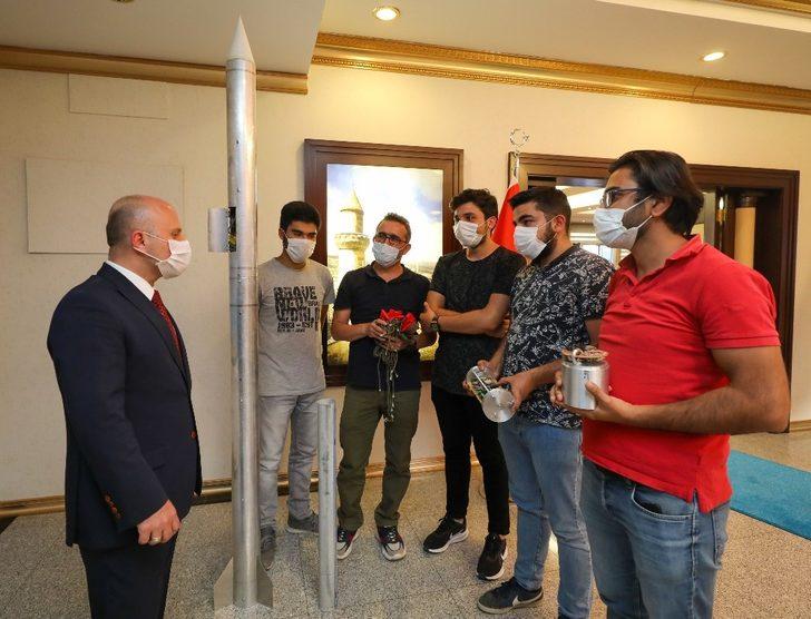 Vali Varol, ADAL Roket Takımı ile bir araya geldi G1