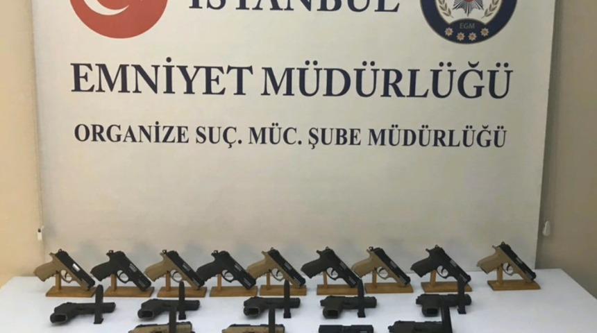 K&uuml;&ccedil;&uuml;k&ccedil;ekmece'de silah operasyonu!