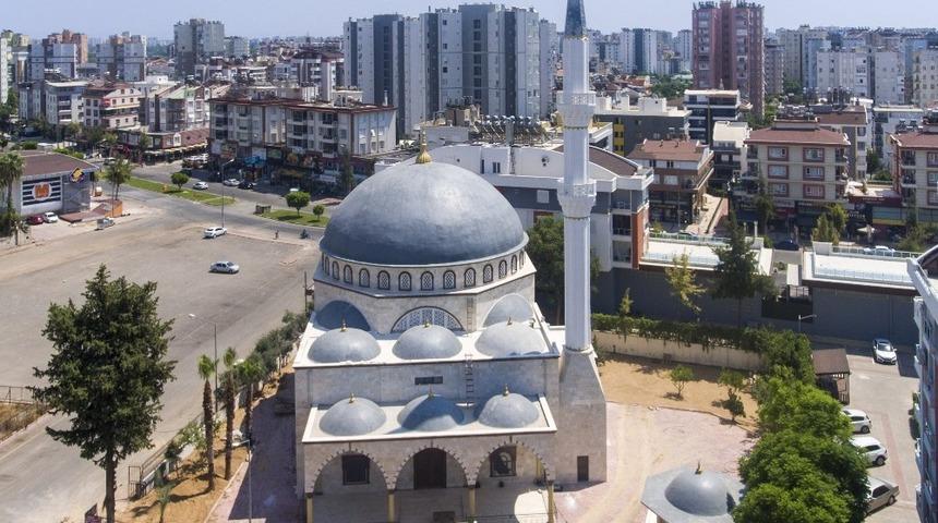 Burdurlu Hasan Dikici Cami ibadete a&ccedil;ılıyor