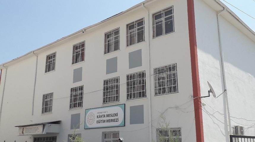 Hayırseverin bağışıyla okul tadilatı