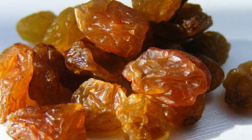 Kuru üzümün faydaları nelerdir? Ne zaman yenir? Hangi vitaminleri içerir?