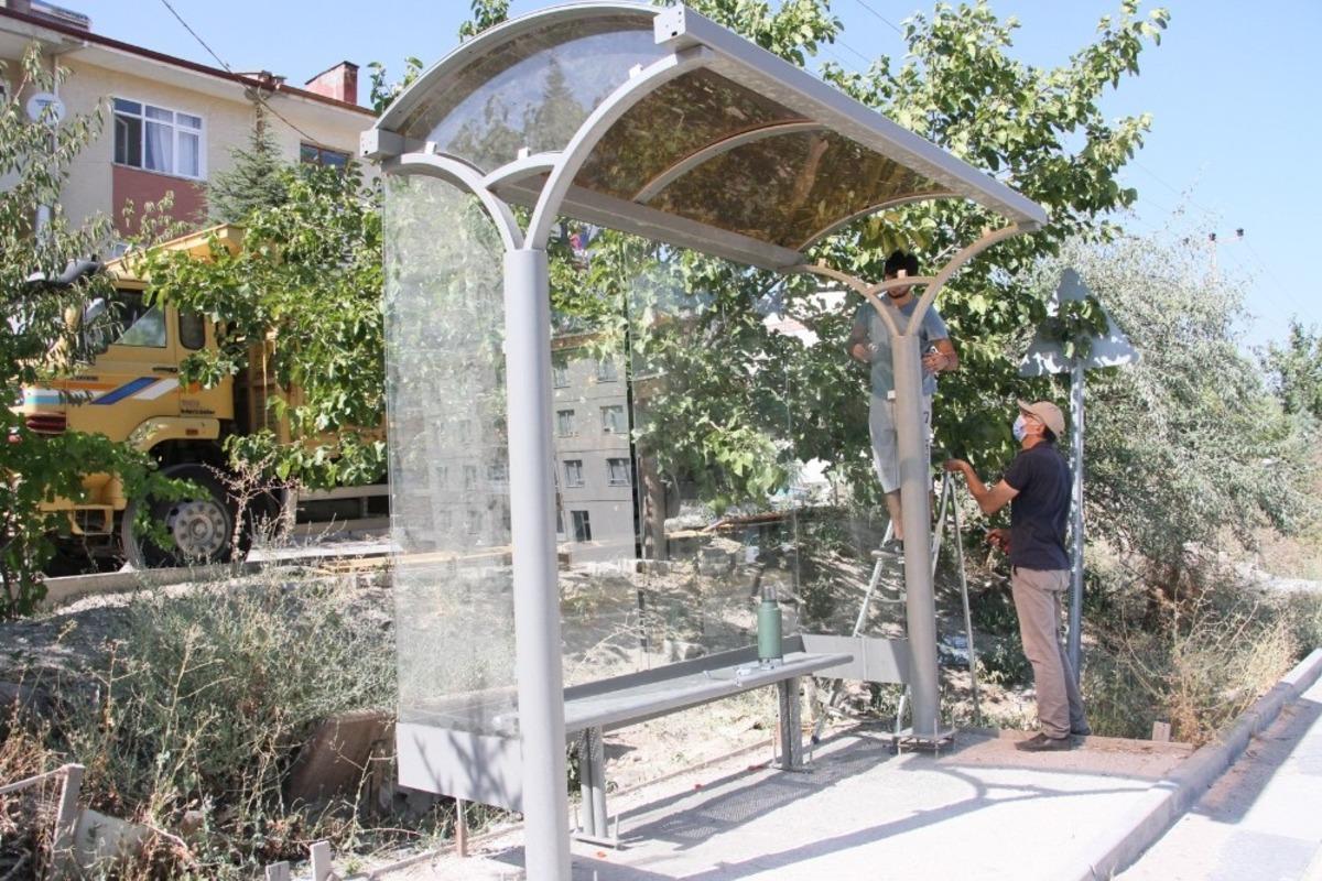 Dolmuş duraklarında bakım &ccedil;alışması