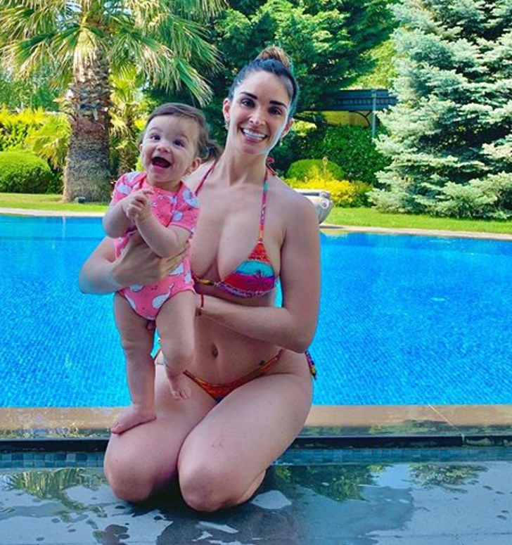 Muslera ve eşi Patricia Callero'dan tatil pozu G2