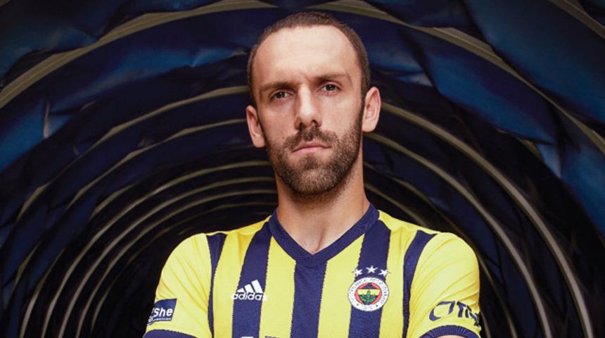  Fenerbahçe'de yeni sezon formaları satışa sunuldu