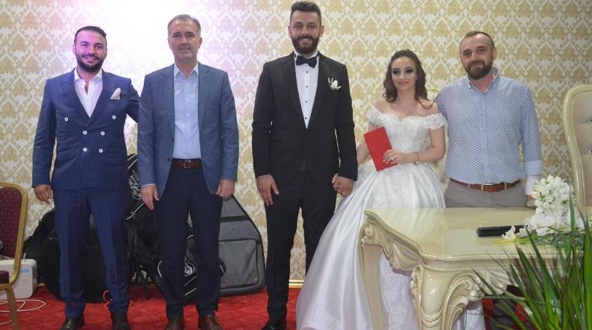 Ozan Kaan &Ouml;zdemir d&uuml;nya evine girdi