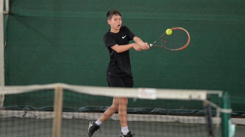 K&uuml;&ccedil;&uuml;k tenis&ccedil;iler Bursa&rsquo;da buluşuyor