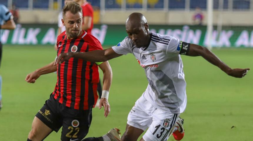 Beşiktaş kaptan Atiba'yla yeniden anlaştı