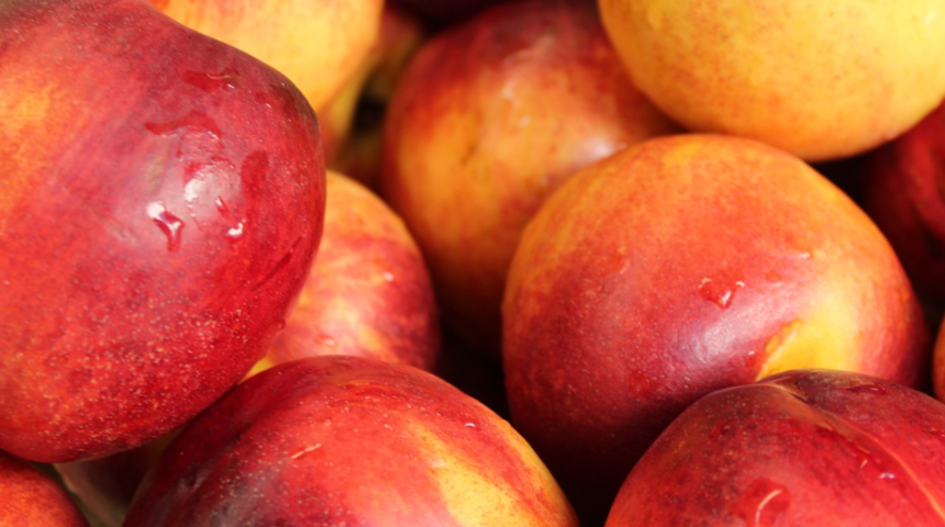Nektarinin faydaları nelerdir? Cilt sağlığına etkisi nedir? Hangi vitaminleri içerir?