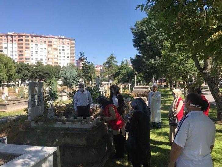 Başkan Büyükkılıç, Yüksek İrtifa Kamp Merkezi’nde yapımı tamamlanan 2 sahada incelemelerde bulundu. G3