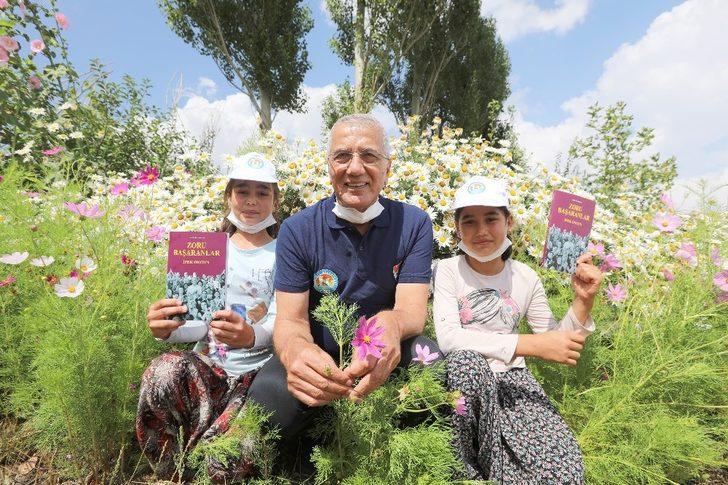 Üretici kadınların öyküsü kitap oldu G3