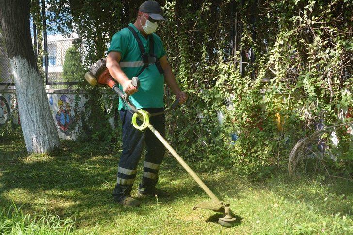 Efeler Belediyesi uygulama okulunda çevre düzenlemesi yaptı G2