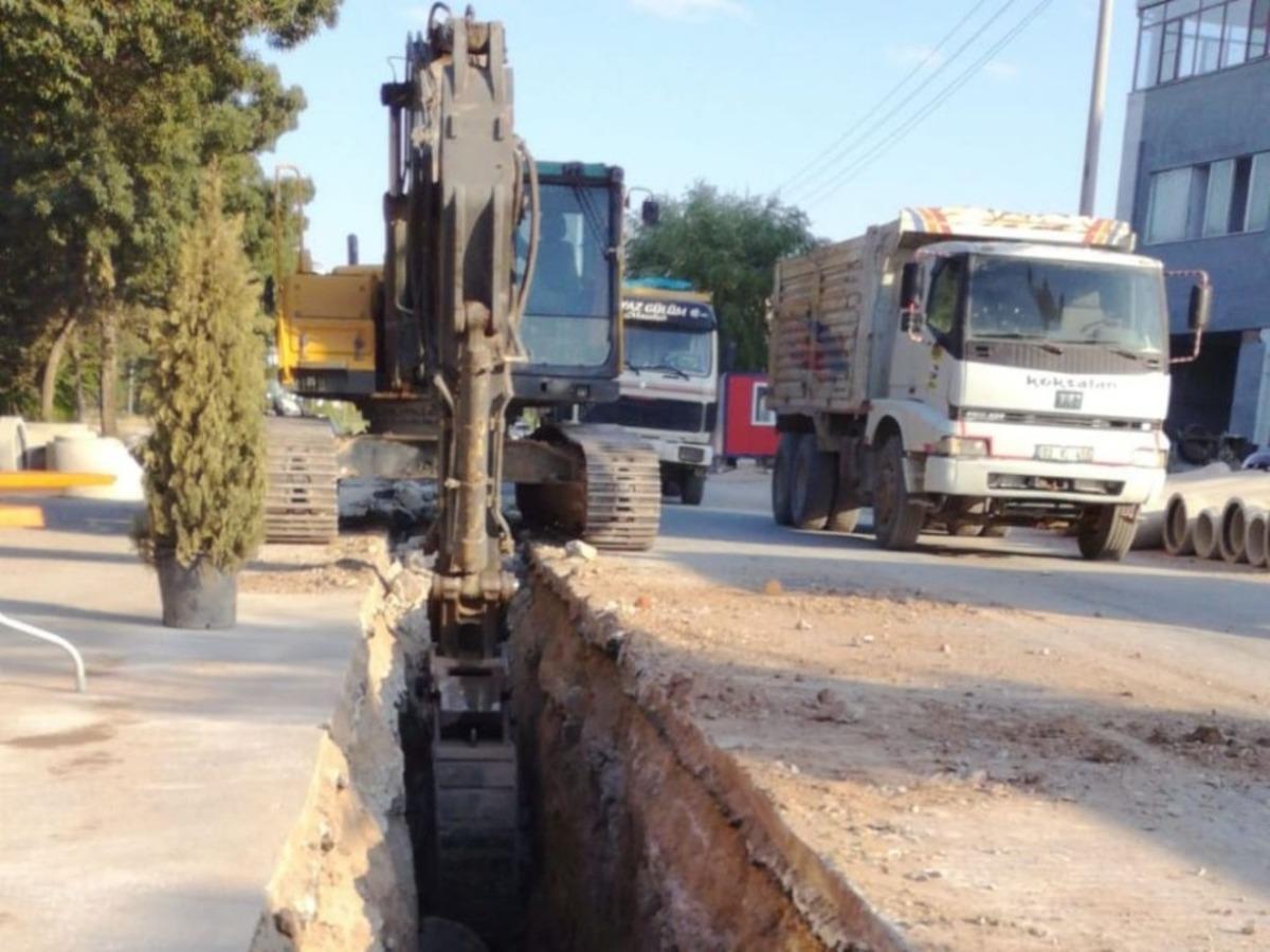 İmara a&ccedil;ılan b&ouml;lgede altyapı &ccedil;alışması başladı