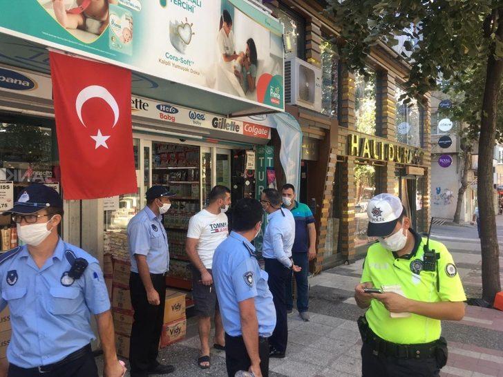 Kaldırımlara park edilen motosikletler kaldırıldı G2