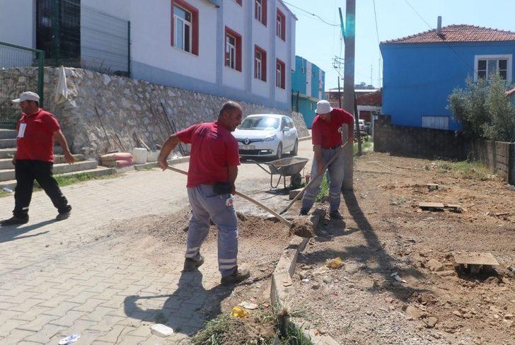 Turgutlu Belediyesi ekiplerinden Çepnidere’de yoğun mesai G4