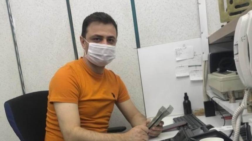 Duyarlı müşteri fazladan verilen 22 bin 900 TL’yi iade etti